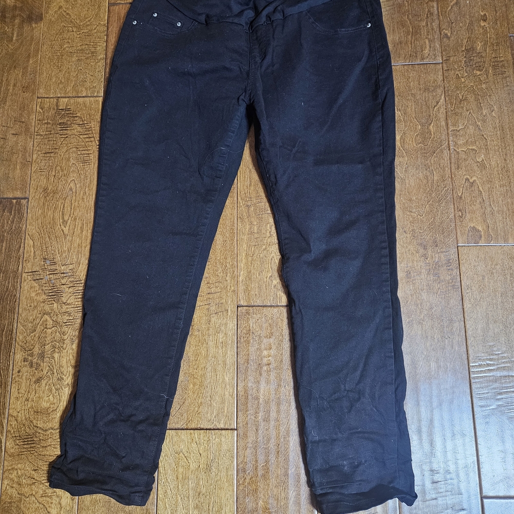 💝💝5/$25💝💝 Black Denim  Maternity Jeans🧚‍♀️🧚‍♀️